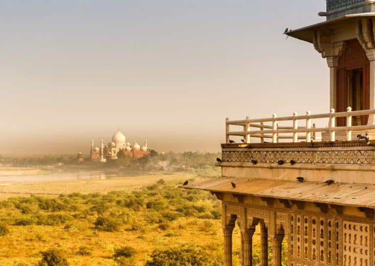 Agra Delhi tour via superfast train